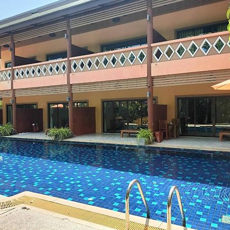 Baan Suan Villas Resort Ban Suan  外观 照片