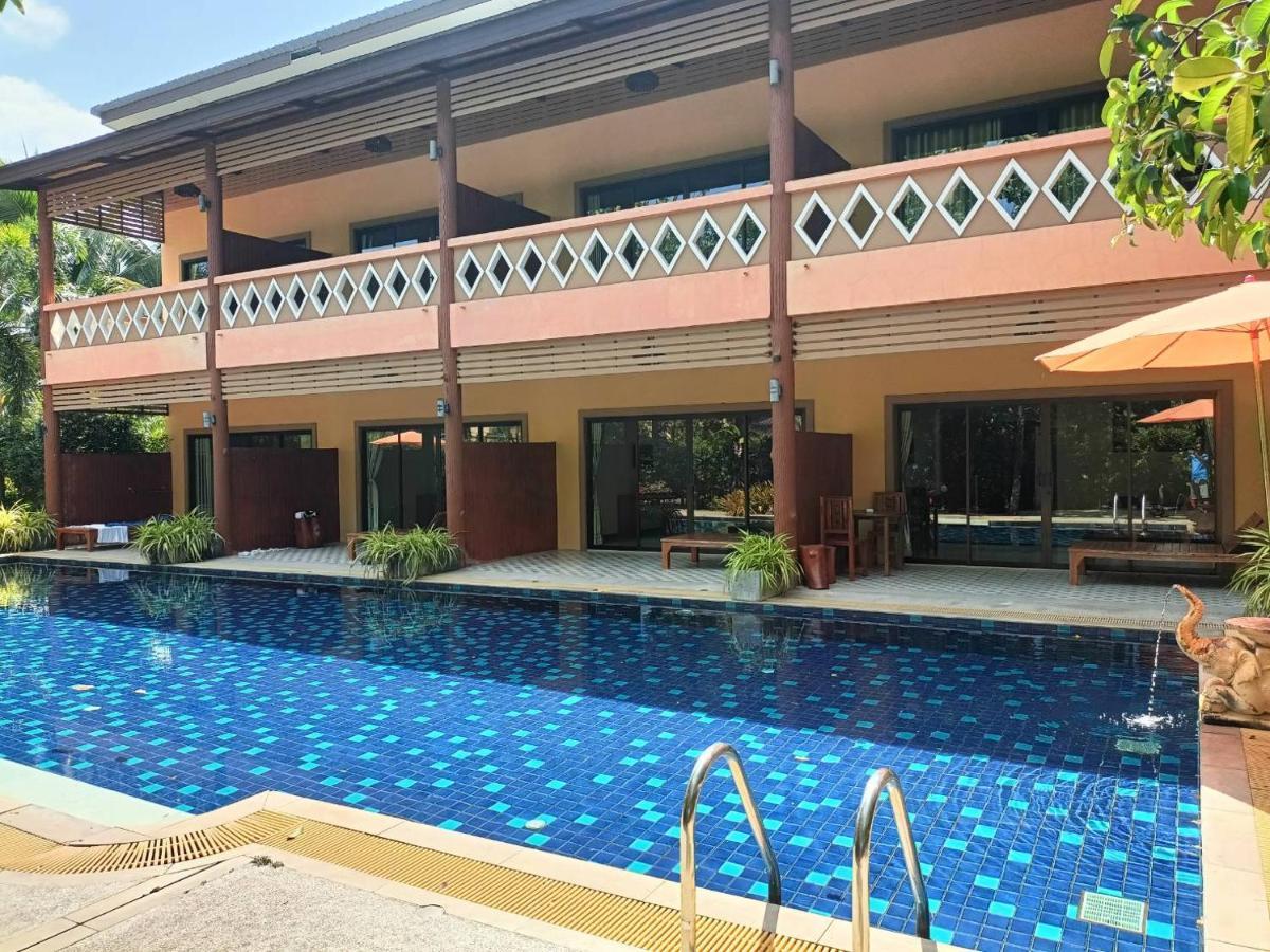 Baan Suan Villas Resort Ban Suan  外观 照片