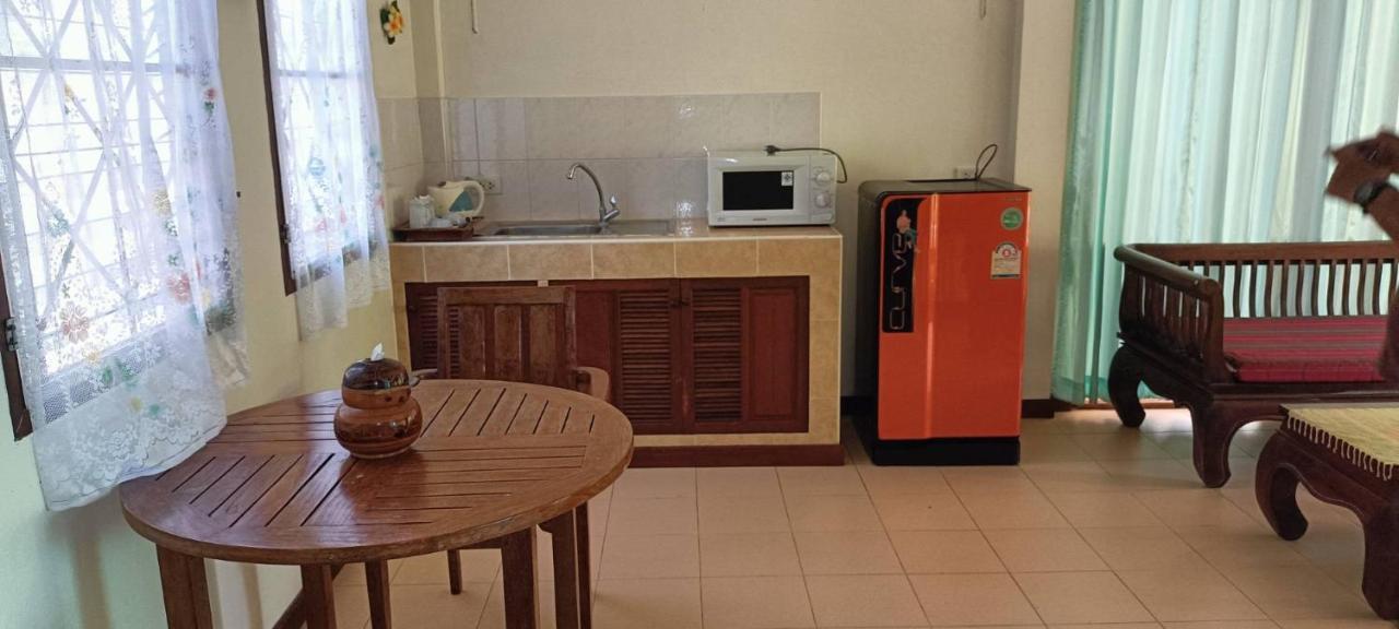 Baan Suan Villas Resort Ban Suan  外观 照片